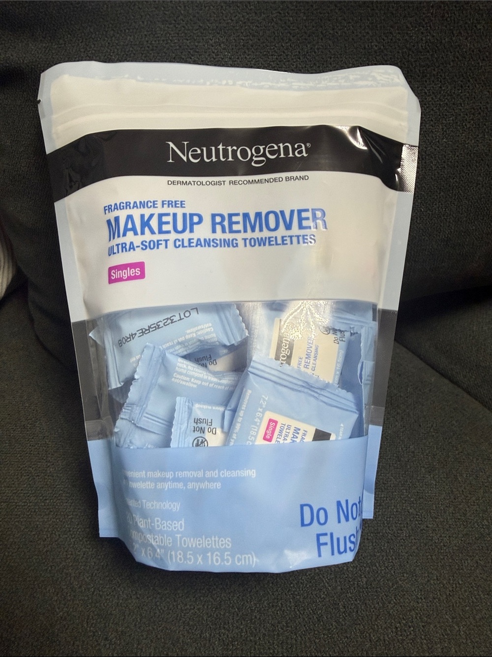 Neutrogena Makeup Remover Singles - Light Blue Packets